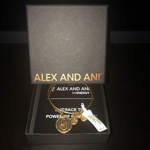 Alex & Ani letter “G”